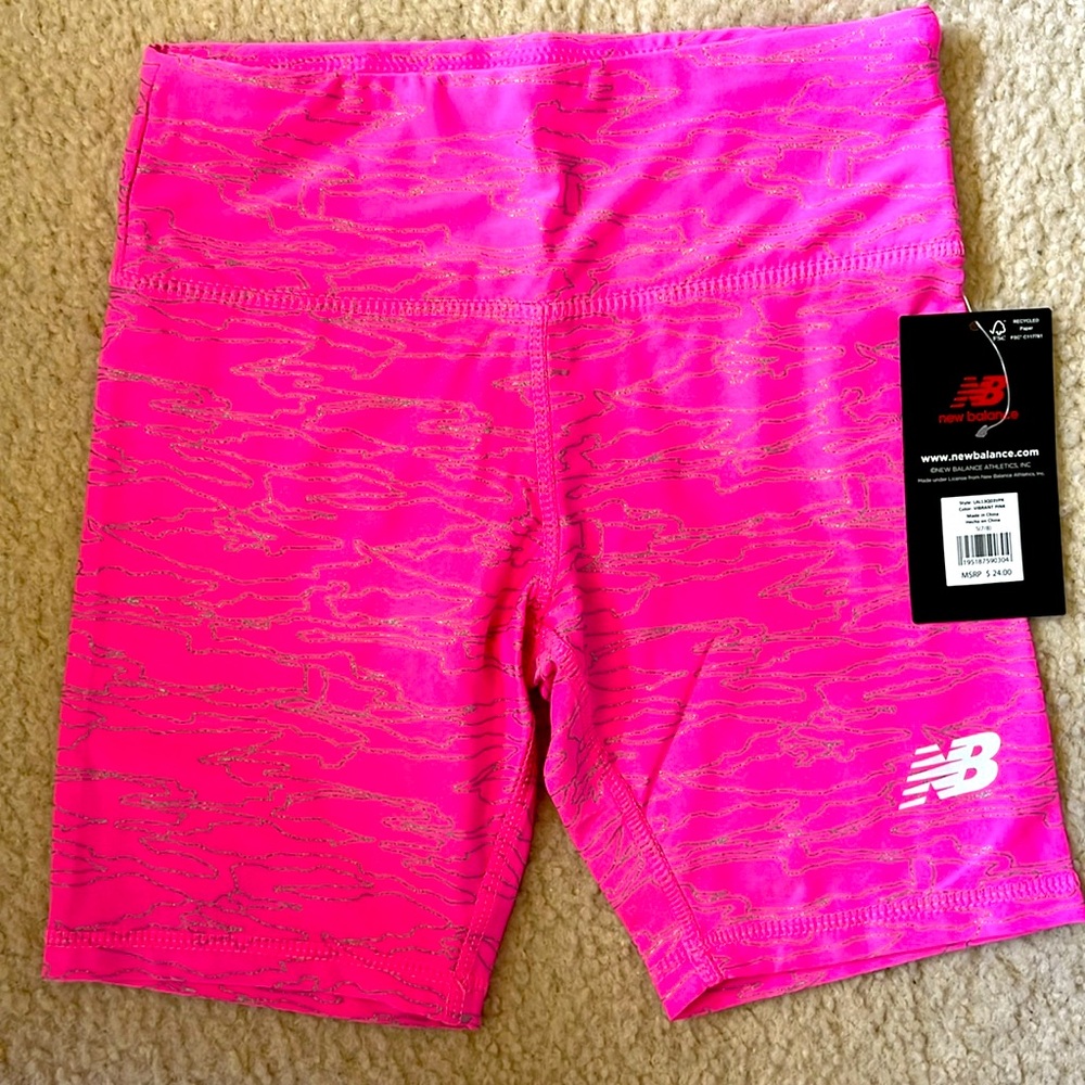 *NWT* New Balance Vibrant Pink Performance Bike Shorts - Girls (Size: S(7/8)